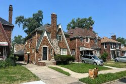 Pre-foreclosure in  WISCONSIN ST Detroit, MI 48221