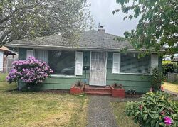 Pre-foreclosure in  S Warner St Tacoma, WA 98409
