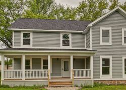Pre-foreclosure in  Blivin St Spring Grove, IL 60081