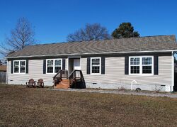  Latane Dr, Colonial Beach VA
