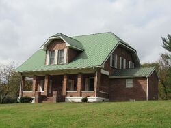  S Johnson Dr, Pennington Gap VA