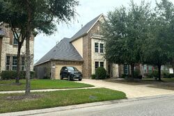 Pre-foreclosure in  TRANQUIL LAKE WAY Conroe, TX 77385