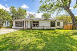 Pre-foreclosure in  WADE HAMPTON ST Fort Worth, TX 76126