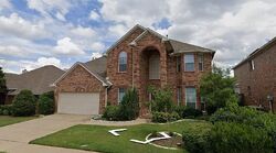 Pre-foreclosure in  Canis Dr Arlington, TX 76001