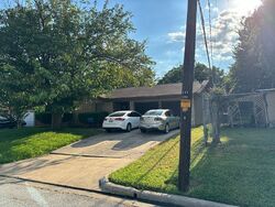 Pre-foreclosure in  Vega Dr Fort Worth, TX 76133