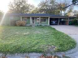 Pre-foreclosure in  Bewley St Haltom City, TX 76117