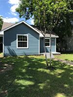 Pre-foreclosure in  E Mason St Fort Worth, TX 76110