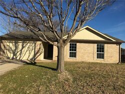 Pre-foreclosure in  Ridgecrest Dr Fort Worth, TX 76179