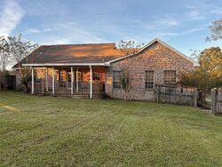 Pre-foreclosure in  Gina Ln Gulfport, MS 39503