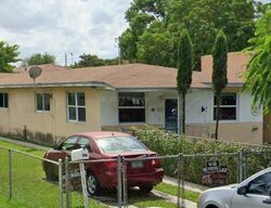  Sw 17th Rd, Miami FL