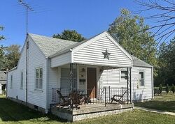 Pre-foreclosure in  W 38th St Anderson, IN 46013