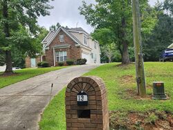 Pre-foreclosure in  Joycliff Cir Macon, GA 31211