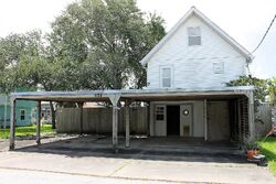  Warsaw St, Hitchcock TX