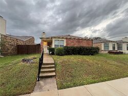 Pre-foreclosure in  Natchez Trce Mesquite, TX 75149