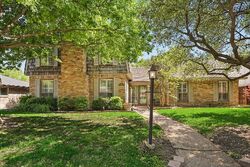 Pre-foreclosure in  Wilderness Trl Richardson, TX 75080