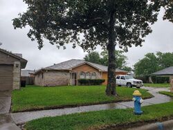 Pre-foreclosure in  Walhalla Dr Houston, TX 77066