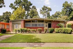 Pre-foreclosure in  Lamonte Ln Houston, TX 77092
