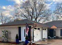 Pre-foreclosure in  Newport Ln Bullard, TX 75757