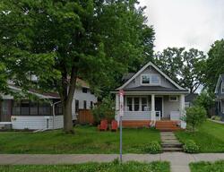 Pre-foreclosure in  Randolph Ave Saint Paul, MN 55105