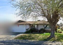 Pre-foreclosure in  Don Carlos Ave Riverbank, CA 95367