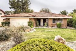 Pre-foreclosure in  Blue Grass Dr Helendale, CA 92342