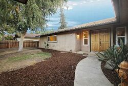 Pre-foreclosure in  N Manila Ave Clovis, CA 93612