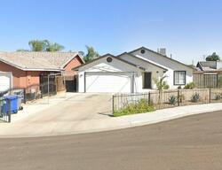 Pre-foreclosure in  Xenia Ct Delano, CA 93215