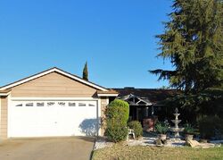  Rosehill Dr, Chowchilla CA