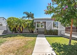 Pre-foreclosure in  Clybourn Ave North Hollywood, CA 91606