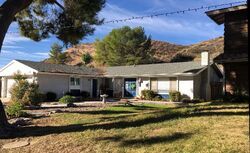 Pre-foreclosure in  ABELIA RD Canyon Country, CA 91387