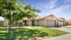 Pre-foreclosure in  Golden Eagle Ave Palmdale, CA 93552