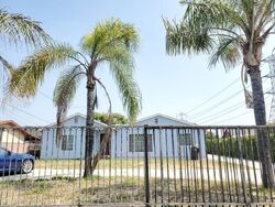 Pre-foreclosure in  La Docena Ln Pico Rivera, CA 90660