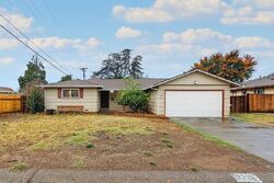 Pre-foreclosure in  Cabernet Way Rancho Cordova, CA 95670