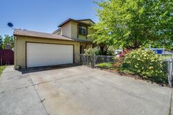  Glascow Dr, North Highlands CA