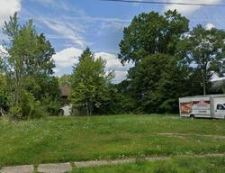  E Boston Ave, Youngstown OH