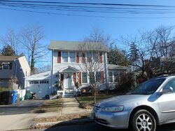 Pre-foreclosure in  Applegate St Red Bank, NJ 07701