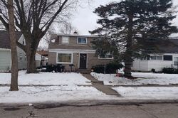 Pre-foreclosure in  N 70th St Milwaukee, WI 53216