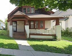  N 40th St, Milwaukee WI