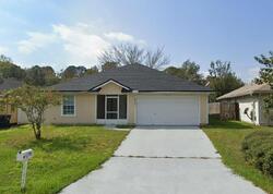 Pre-foreclosure in  Anne Bonney Dr Green Cove Springs, FL 32043