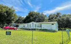 Pre-foreclosure in  SW Woodgate Ter Lake City, FL 32024