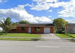 Pre-foreclosure in  SW 18th St Miami, FL 33175