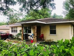 Pre-foreclosure in  E Hanna Ave Tampa, FL 33610