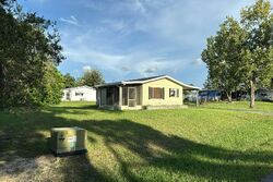 Pre-foreclosure in  SW 92nd Ave Ocala, FL 34481