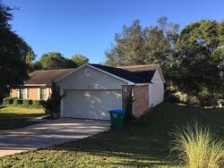 Pre-foreclosure in  Louise Dr Crestview, FL 32536