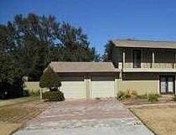 Pre-foreclosure in  N Lyndell Dr Kissimmee, FL 34741