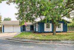  Emerald Cir, Medford OR