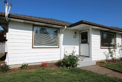Pre-foreclosure in  S Bell St Tacoma, WA 98408