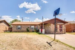 Pre-foreclosure in  LEHIGH ST Lubbock, TX 79416