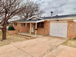 Pre-foreclosure in  Aberdeen Ave Lubbock, TX 79407