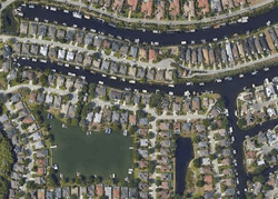 Pre-foreclosure in  Hawk Island Dr Bradenton, FL 34208